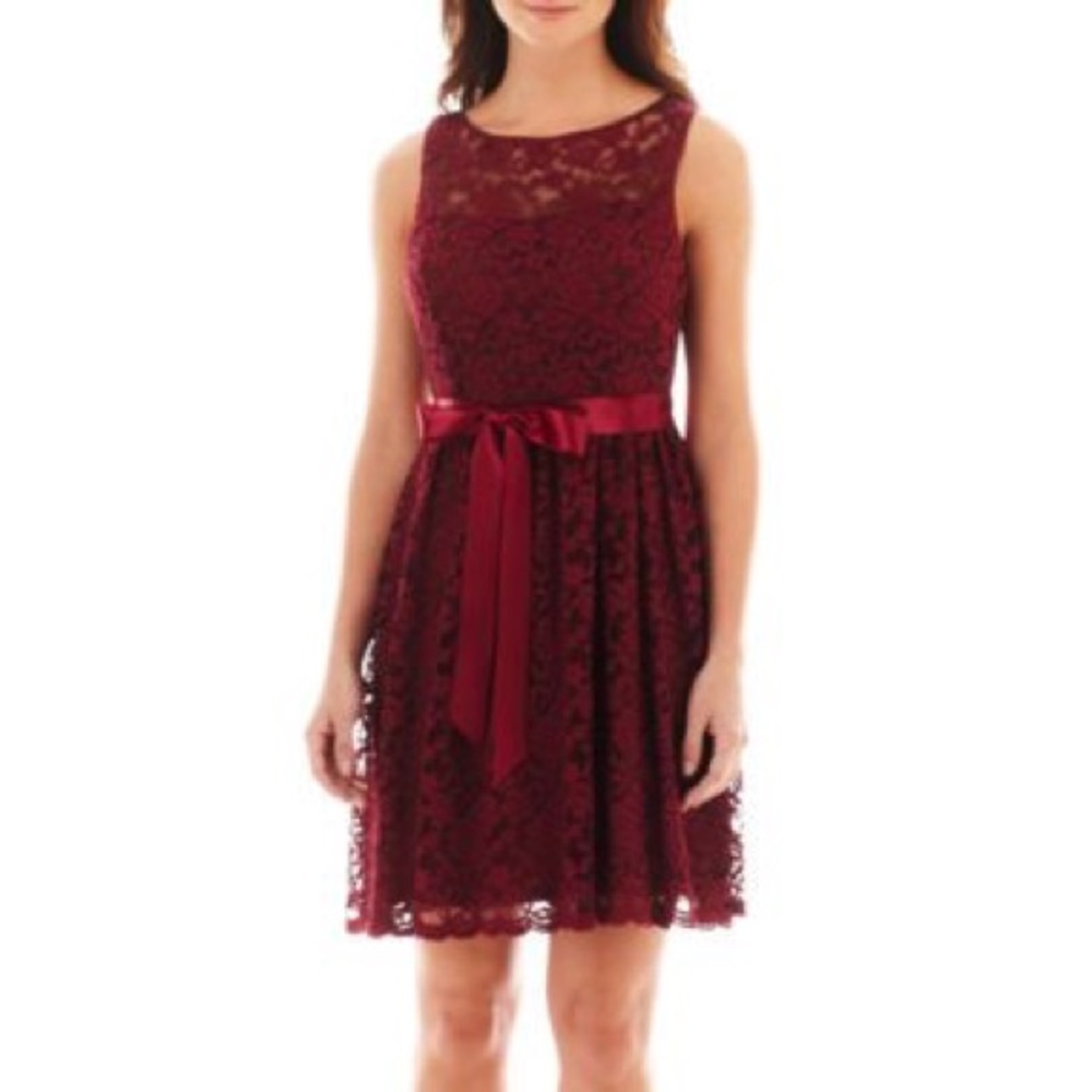 David Bridal’s sleeveless lace bridesmaid dress